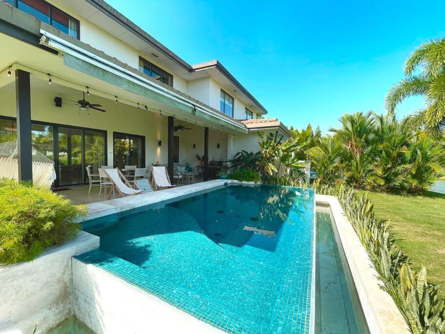 Laguna Lake House - Private Pool - King Bed - Sleeps 14 ปลายาบลังกา ภายนอก รูปภาพ